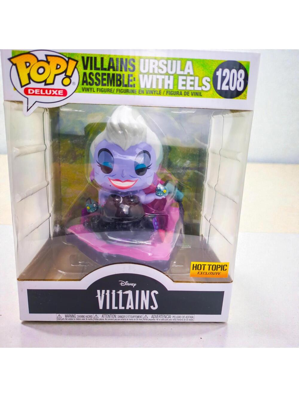 Ursula with Eels Funko Pop Deluxe #1208 Hot Topic Disney Villains NIB